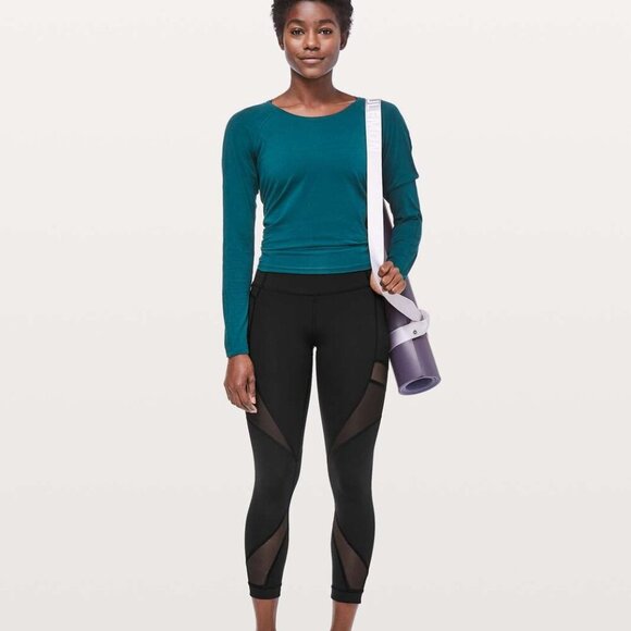 Lululemon Mesh In Motion * 25" - Picture 1 of 13